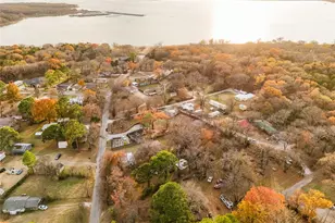 929 Paradise Cove Rd, Pottsboro, TX 75076 - Photo 25