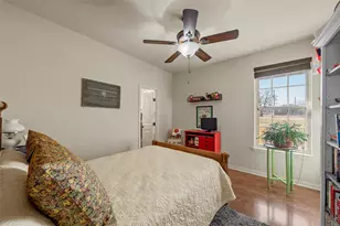 22074 Shady Grove Ct, Whitney, TX 76692 - Photo 21