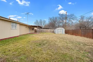 145 Price Dr, Lewisville, TX 75067 - Photo 15