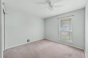 145 Price Dr, Lewisville, TX 75067 - Photo 9