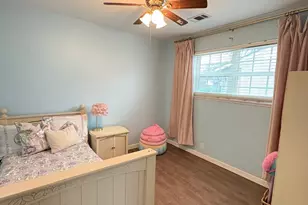 712 SW Sunnybrook Dr, Burleson, TX 76028 - Photo 3