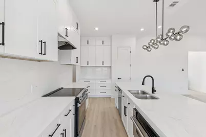 1235 Cedardale Road, Lancaster, TX 75134 - Photo 7