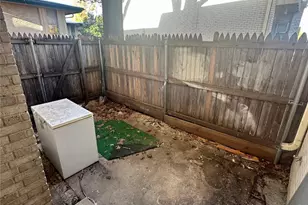 928 S Weatherred Dr, Richardson, TX 75080 - Photo 11