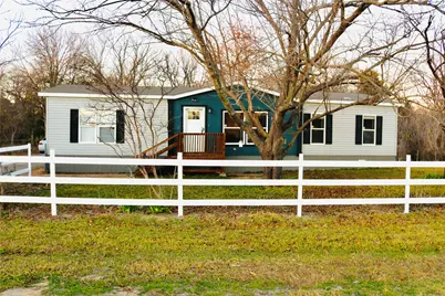 51 Spring Creek Circle, Grand Prairie, TX 75054 - Photo 3