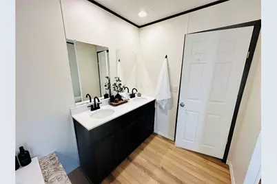 51 Spring Creek Circle, Grand Prairie, TX 75054 - Photo 21