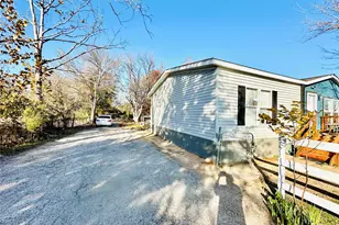 51 Spring Creek Cir, Grand Prairie, TX 75054 - Photo 29