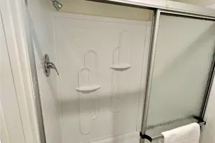 51 Spring Creek Cir, Grand Prairie, TX 75054 - Photo 23