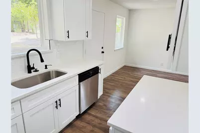 740 Bimebella Lane, Dallas, TX 75211 - Photo 3