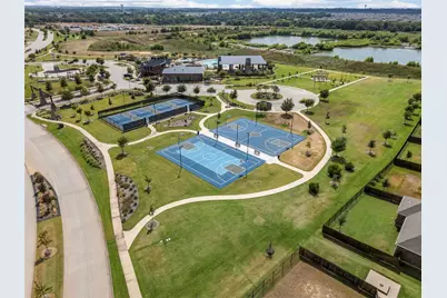 10701 Klondike Lane, Aubrey, TX 76227 - Photo 29