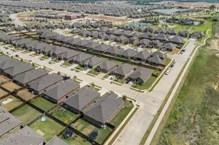 10701 Klondike Ln, Aubrey, TX 76227 - Photo 27