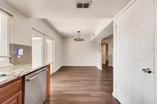 1114 Wood Heights Dr, Lewisville, TX 75067 - Photo 11