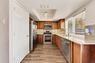 1114 Wood Heights Dr, Lewisville, TX 75067 - Photo 9