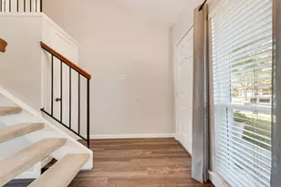 1114 Wood Heights Dr, Lewisville, TX 75067 - Photo 5