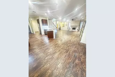 10409 Waters Drive, Irving, TX 75063 - Photo 7