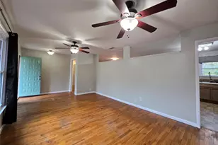 105 E Cate St, Grand Saline, TX 75140 - Photo 7