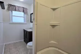 105 E Cate St, Grand Saline, TX 75140 - Photo 25