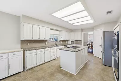 5300 Huntington Court, Colleyville, TX 76034 - Photo 11