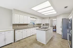 5300 Huntington Ct, Colleyville, TX 76034 - Photo 11