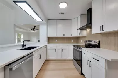 2307 Glen Forest Lane, Plano, TX 75023 - Photo 9