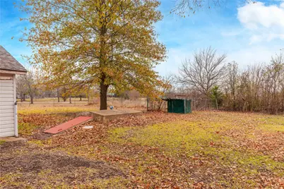 4180 Fm 68, Wolfe City, TX 75496 - Photo 21