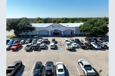 2303 W Ennis Avenue, Ennis, TX 75119 - Photo 1