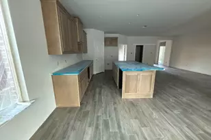 549 Waterford Pk Blvd, Weatherford, TX 76087 - Photo 9