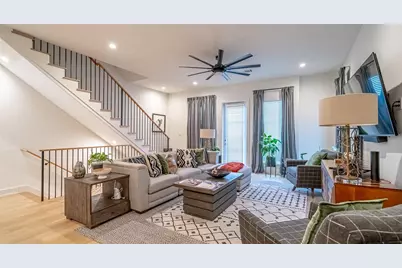 694 W Main Street, Arlington, TX 76013 - Photo 5