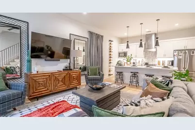 694 W Main Street, Arlington, TX 76013 - Photo 3