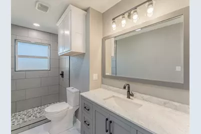 709 E Clay Street, Bowie, TX 76230 - Photo 21