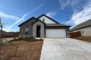 557 Waterford Pk Blvd, Weatherford, TX 76087 - Photo 1