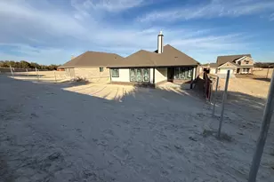 557 Waterford Pk Blvd, Weatherford, TX 76087 - Photo 13