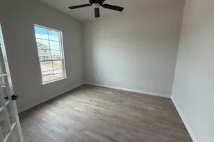 557 Waterford Pk Blvd, Weatherford, TX 76087 - Photo 3