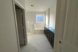 557 Waterford Pk Blvd, Weatherford, TX 76087 - Photo 11