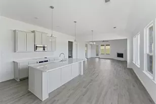 561 Waterford Park Boulevard, Weatherford, TX 76087 - Photo 7