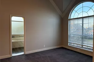 8645 Mill Creek Rd, Irving, TX 75063 - Photo 17