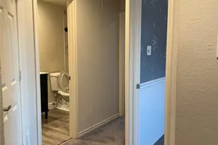 8645 Mill Creek Rd, Irving, TX 75063 - Photo 13