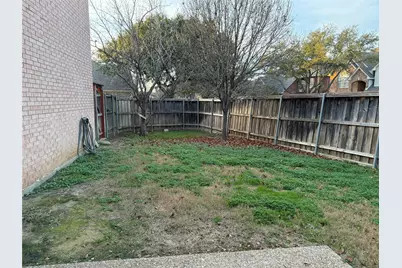 8645 Mill Creek Road, Irving, TX 75063 - Photo 21