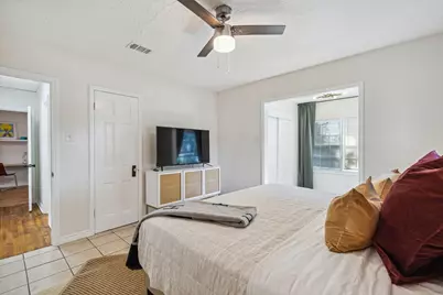 2435 W 10th Street, Dallas, TX 75211 - Photo 15