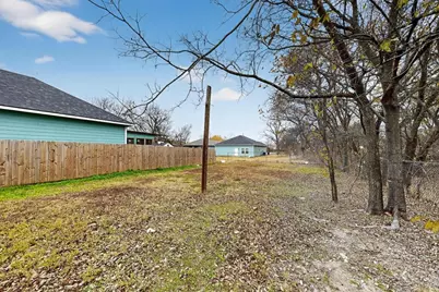 3304 Wellington Street, Greenville, TX 75401 - Photo 33