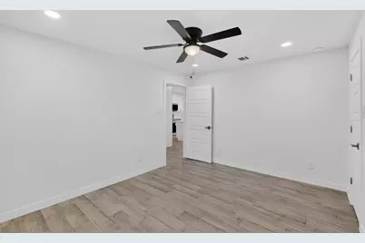 3304 Wellington Street, Greenville, TX 75401 - Photo 29