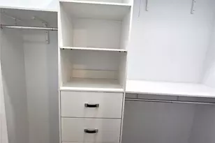 604 Bayless Dr, Euless, TX 76040 - Photo 17