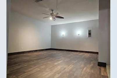 604 Bayless Drive, Euless, TX 76040 - Photo 9