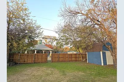 604 Bayless Drive, Euless, TX 76040 - Photo 23