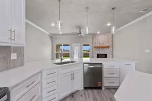1341 Promised Land Rd, Hewitt, TX 76643 - Photo 11