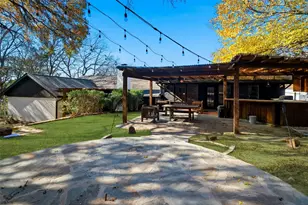 716 Oak Hill Ln, Cedar Hill, TX 75104 - Photo 19