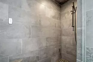 716 Oak Hill Ln, Cedar Hill, TX 75104 - Photo 9