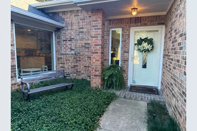 1827 Forestdale Drive, Grapevine, TX 76051 - Photo 5