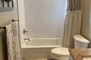 1827 Forestdale Dr, Grapevine, TX 76051 - Photo 23