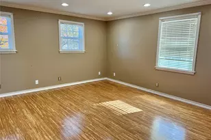 610 W Cedar St, Nocona, TX 76255 - Photo 17