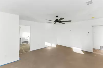 1105 Poindexter Street #B1, Fort Worth, TX 76102 - Photo 27